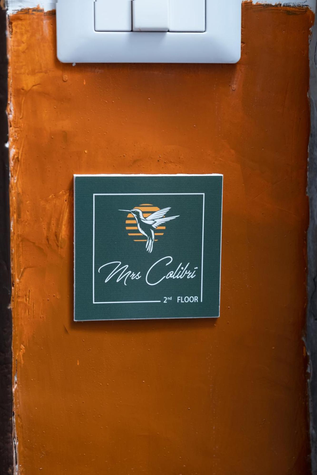 شقة Colibri A Piazza Dante نابولي المظهر الخارجي الصورة